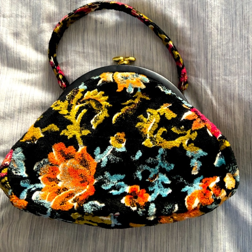 Vintage circa 60's bag Mrs Maisel would wear